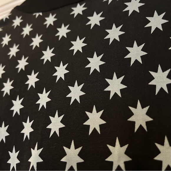 Diane Von Furstenburg Black and Baby Blue Star Print Taurus Wrap Women’s Dress 4 - Picture 6 of 10